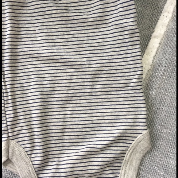 Gerber Baby Lot of Onesies. 0-3 months NWT - Picture 3 of 5